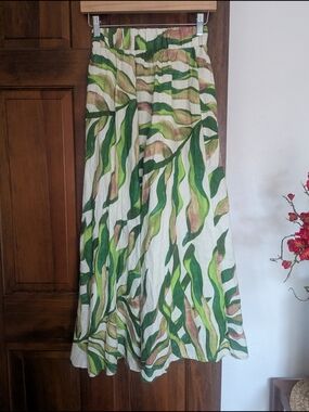 Magaschoni White Maxi Skirt with Green Leaf Print
